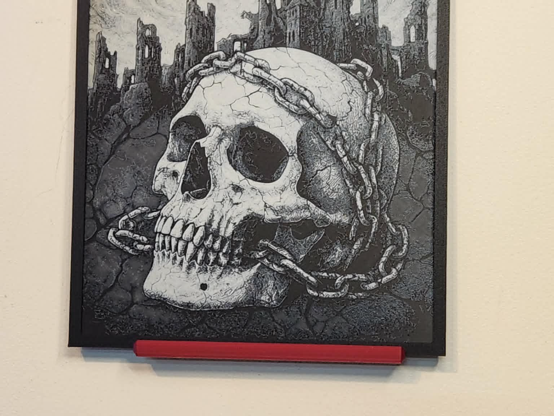 Hueforge - Chained Skull