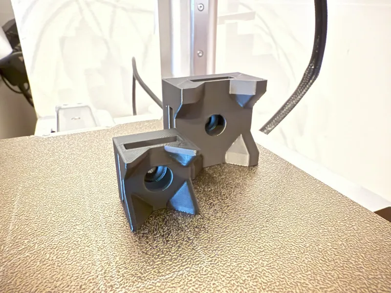 Kabelsockel, Kabelhalter für Kabelbinder