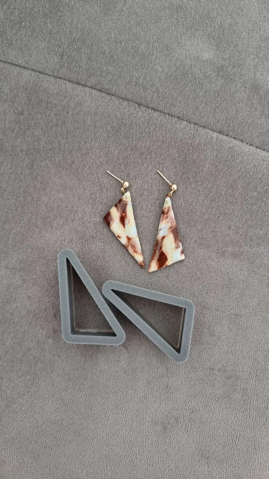 Triangle Earring Cutter view 4