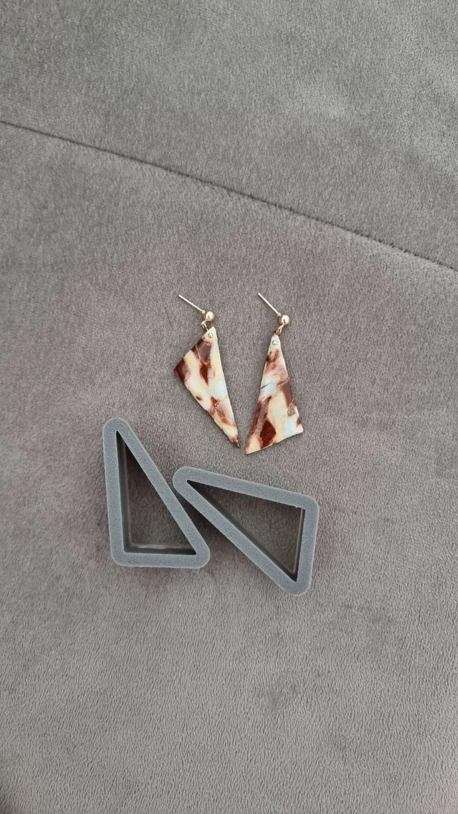 Triangle Earring Cutter view 3