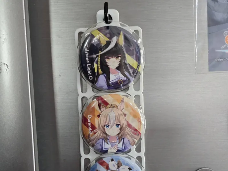 Can Badge hanger