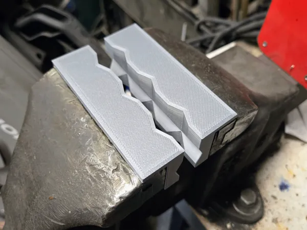 https://makerworld.bblmw.com/makerworld/model/USb6ef5dadaa3c08/design/2025-08-19_21a73d5cbae7d8.jpg