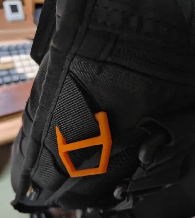 Backpack buckle