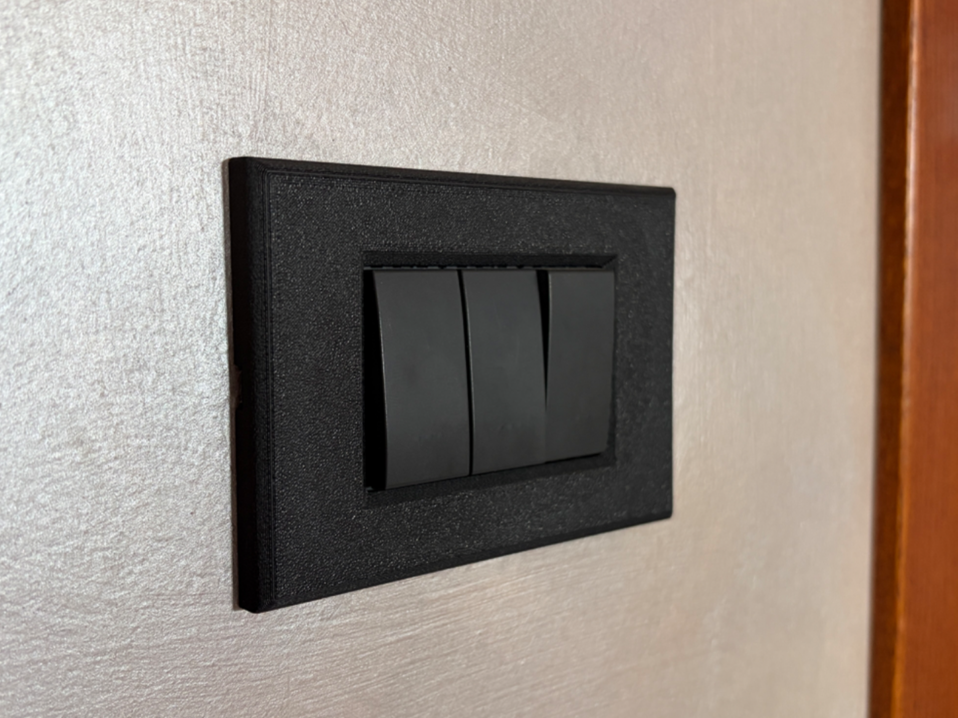Placca Vimar Eikon 4/3 frutti