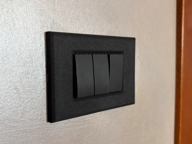 Placca Vimar Eikon 4/3 frutti