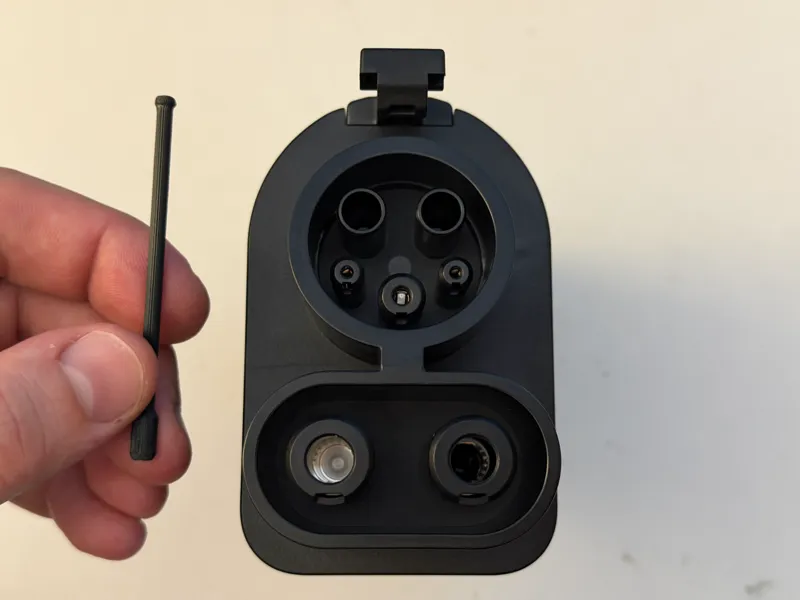Hyundai Ioniq 5/6 & DC Charging Cap Retrieval Tool