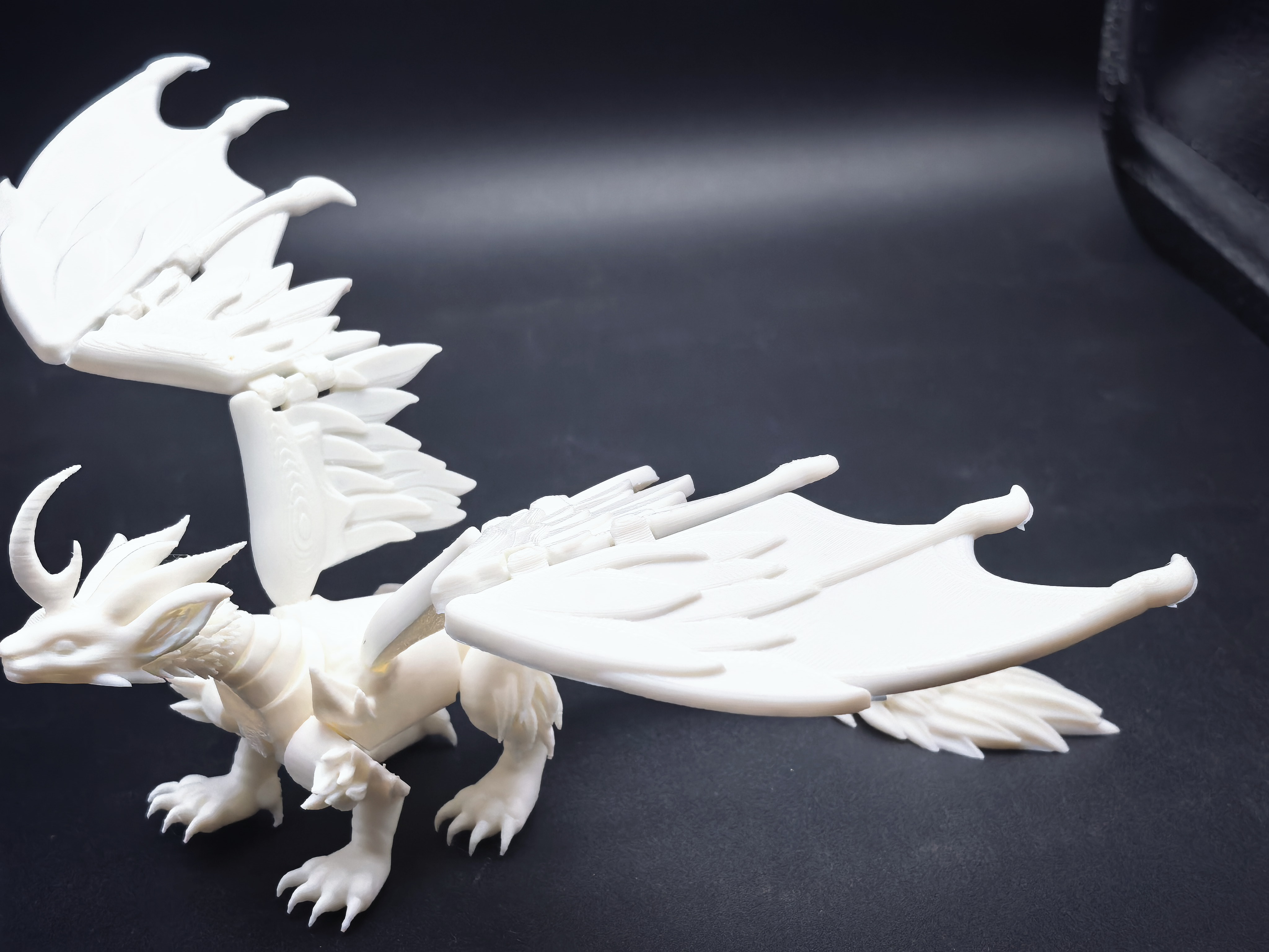 Miniatura 4 do modelo 3D 红翅龙，无需支撑
