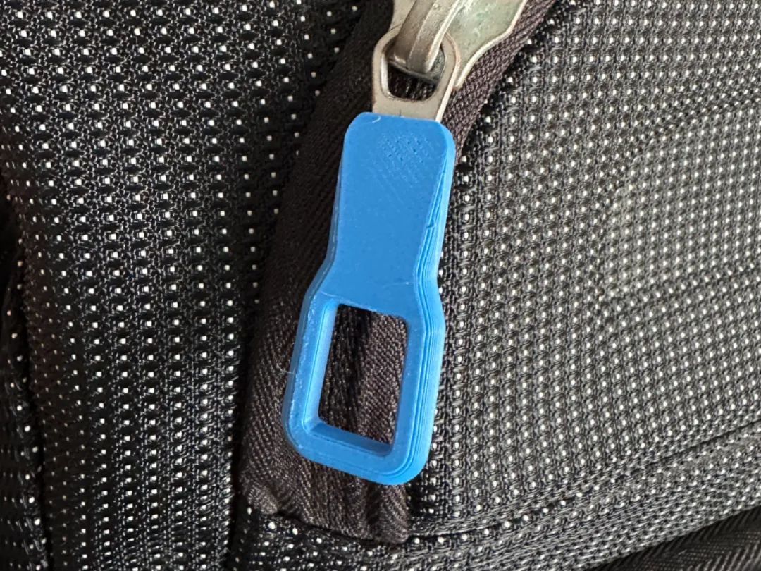 Tirette de zip pour sac à dos Thule