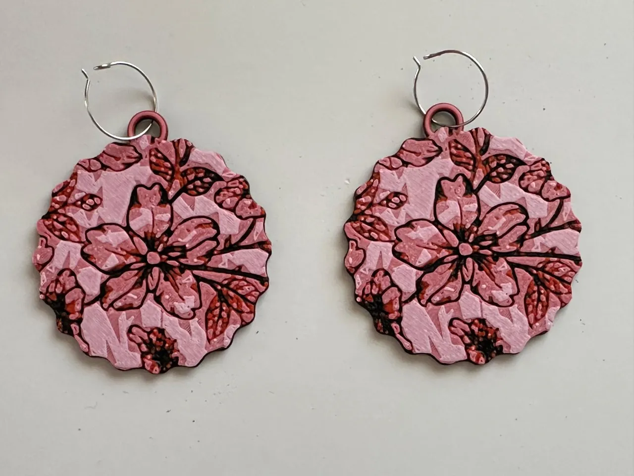 Hueforge Round Flower Earring view 3