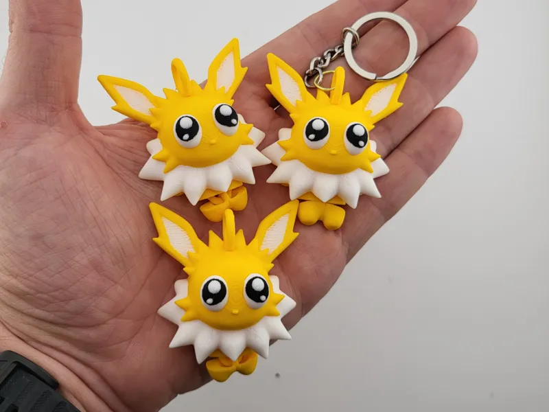 Jolteon Pokemon Keychain Flexible 3D Flexi Toy