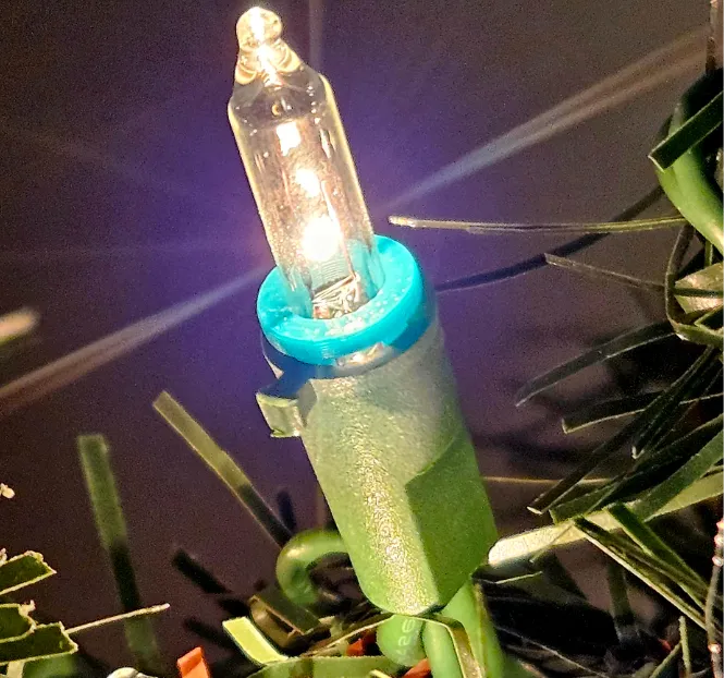 2.5v Christmas light base