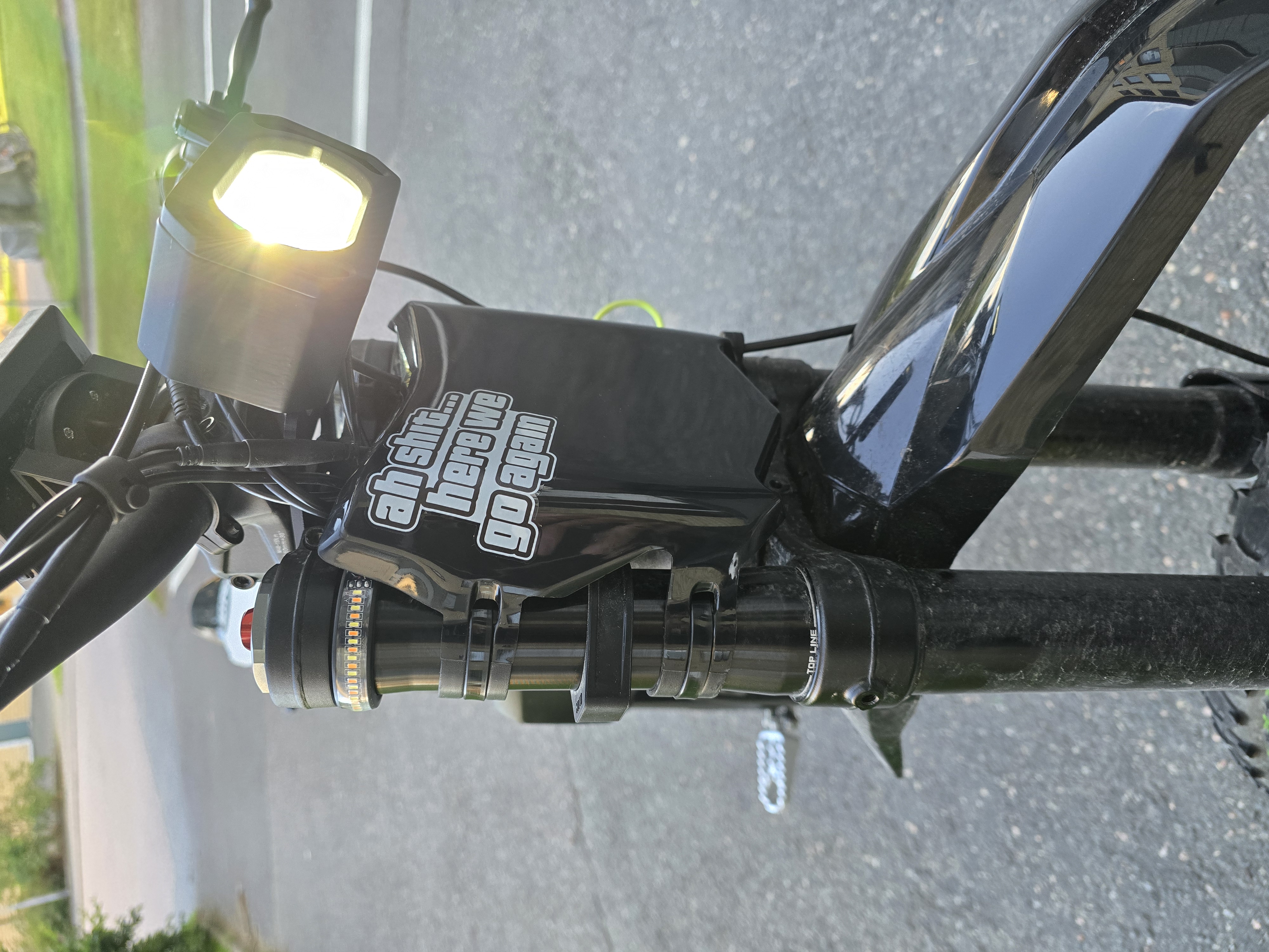 Miniatura 1 do modelo 3D Headlight Relocator Bracket, Front Plate Setup