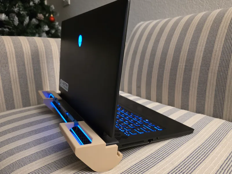 Alienware M15 R5 - Leg Stand