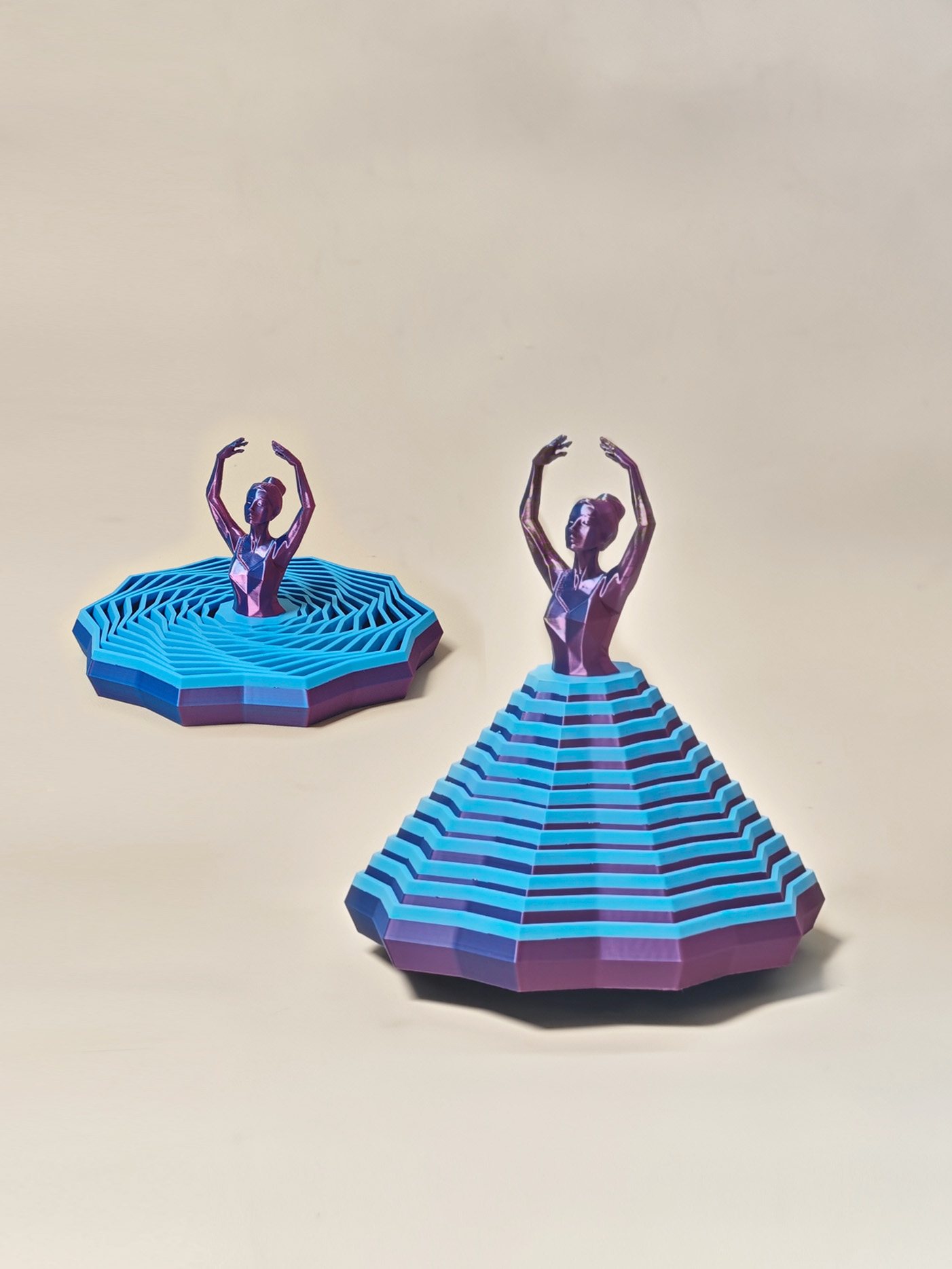 Miniatura 1 do modelo 3D 旋转的芭蕾舞者，光影版，减压萝卜塔