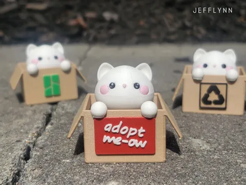 Cat in a Box - Clicker Fidget Keychain view 3