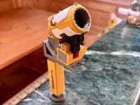Snow generator with lift tower