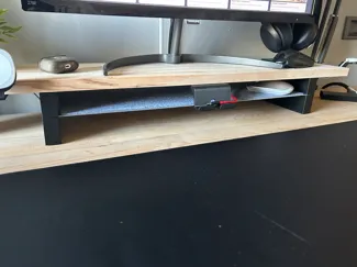 Desk shelf 