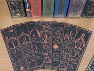 NO AMS Harry Potter Book Spine Bookend & Bookmarks