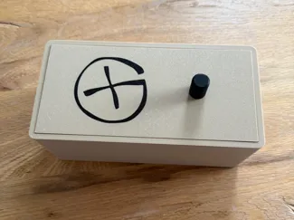 Secret Nail Box (Geocache)