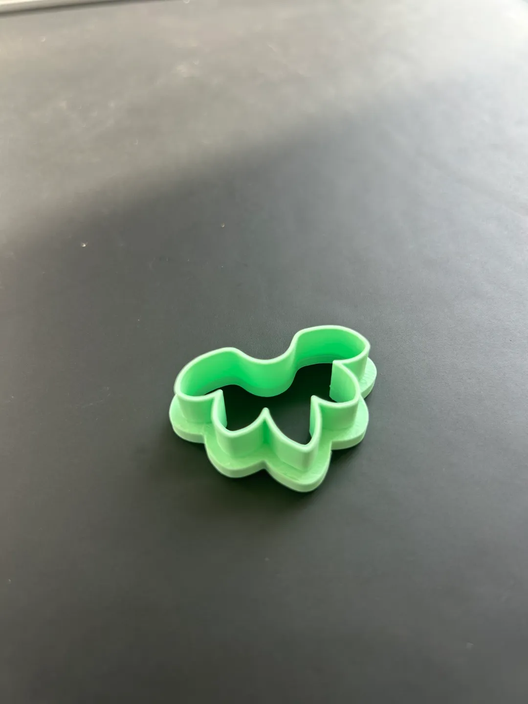Clay Cutter flower earring view 2