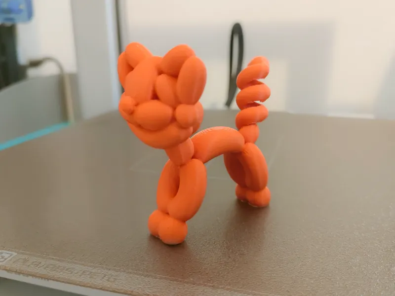 Gatto fatto con i palloncini