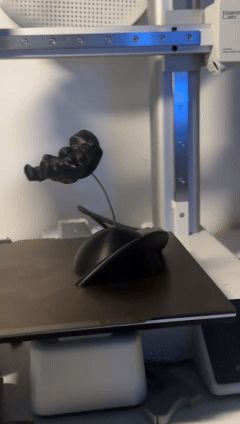 Falling Astronaut 