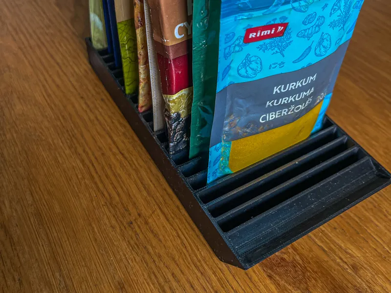 Minimal tray/rack for 20 seasoning bags