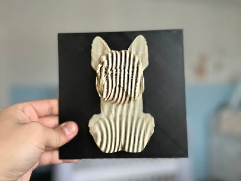 Schicht Skulptur FrenchBulldog