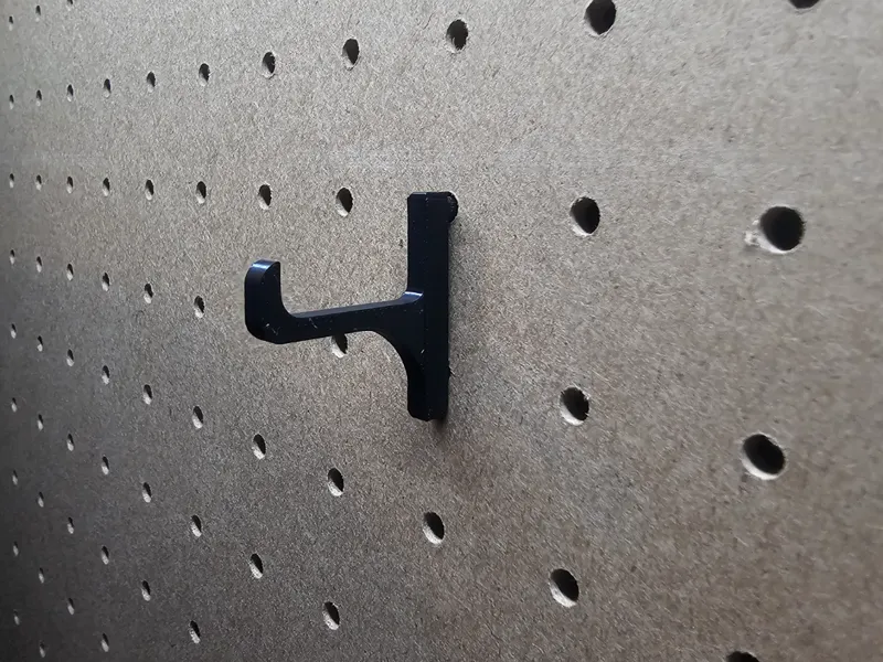 Peg Hook Harbor Freight 48 inch Yukon