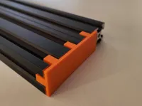 Embout et connecteur triple pour profilés aluminium — photo 2