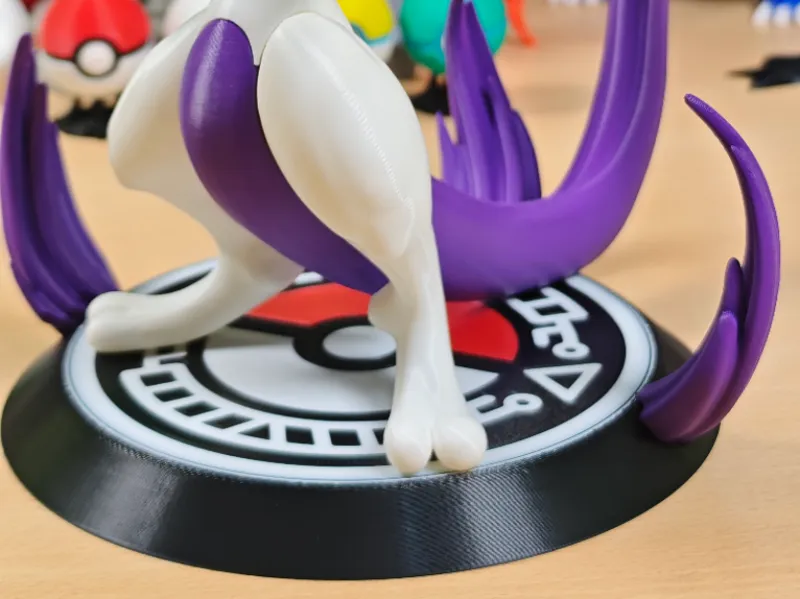 Base Figura Mewtwo