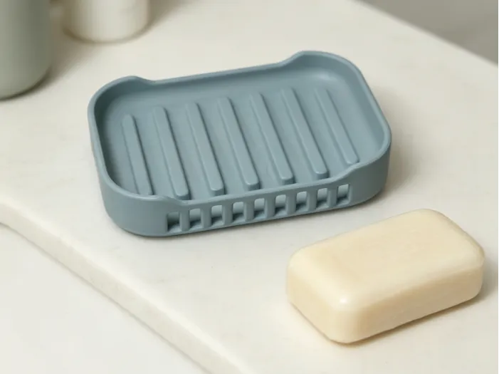 Drainable soap box