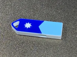 Minnesotas Flag whistle