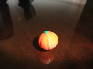model pumpkin tiny