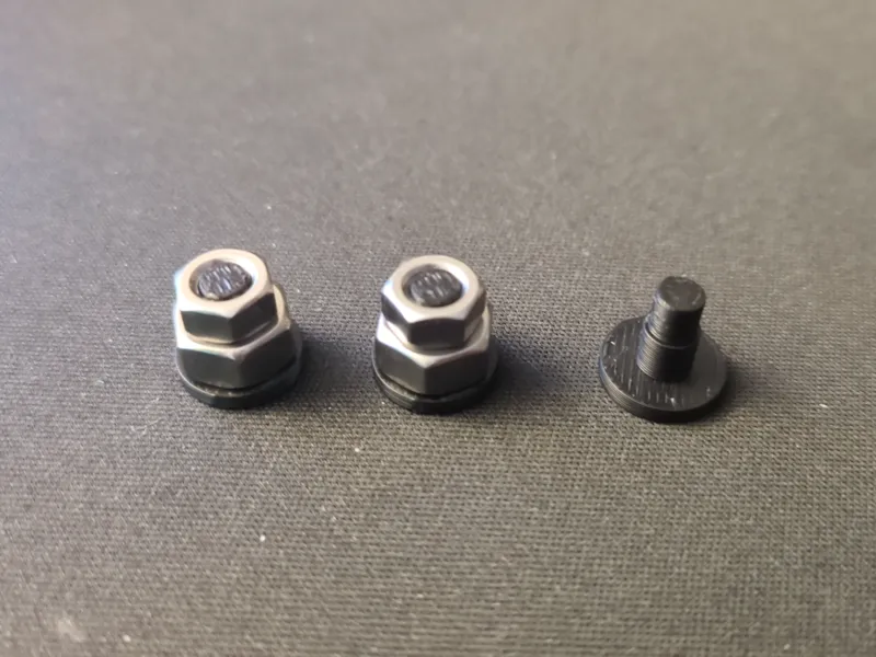 For Gonggi from Lamis 3D - Inlay to fix 2 nuts 