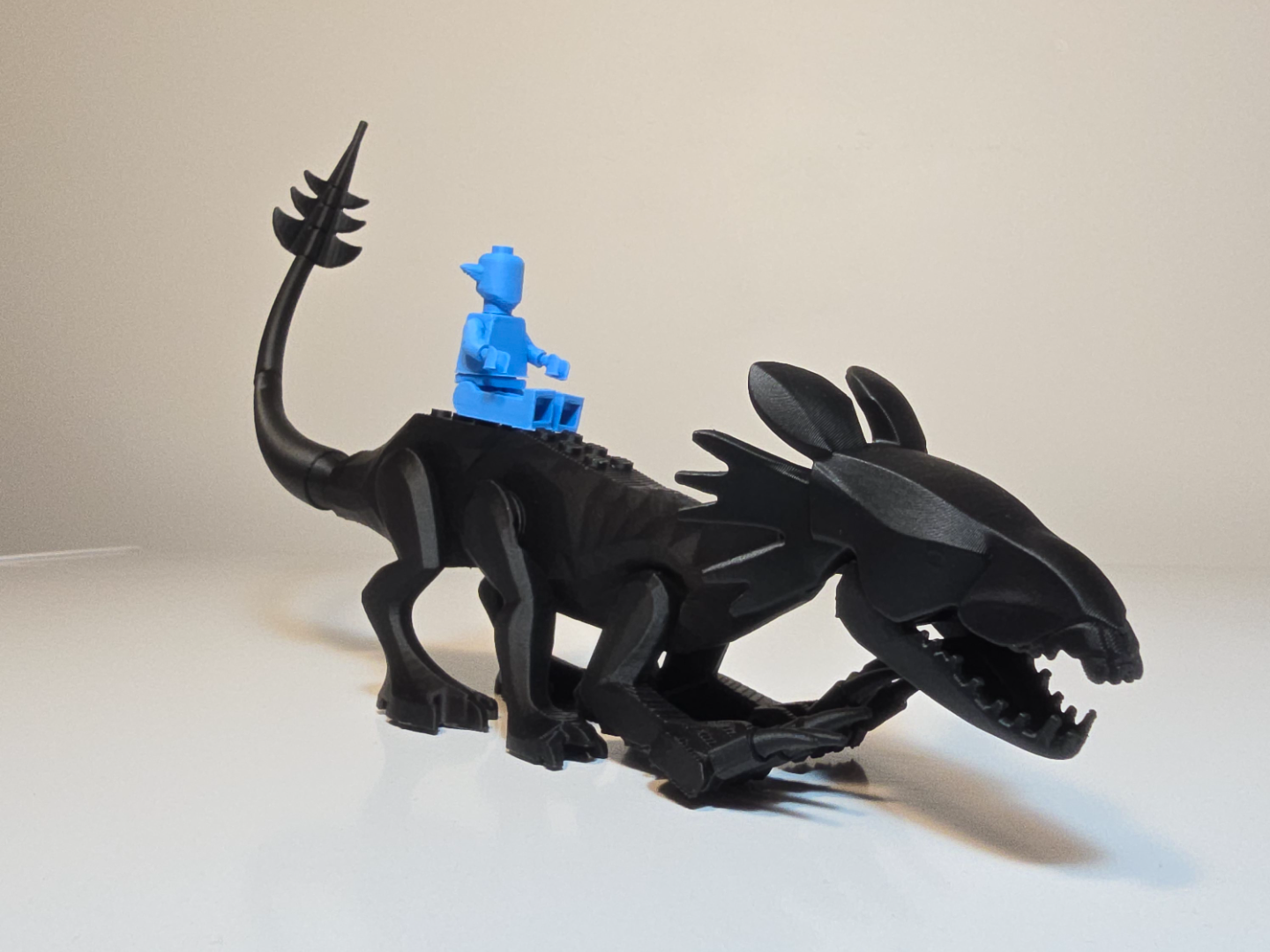 Brick Thanator - Avatar