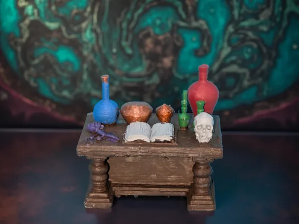 Table d'alchimiste (3) pour figurines et dioramas