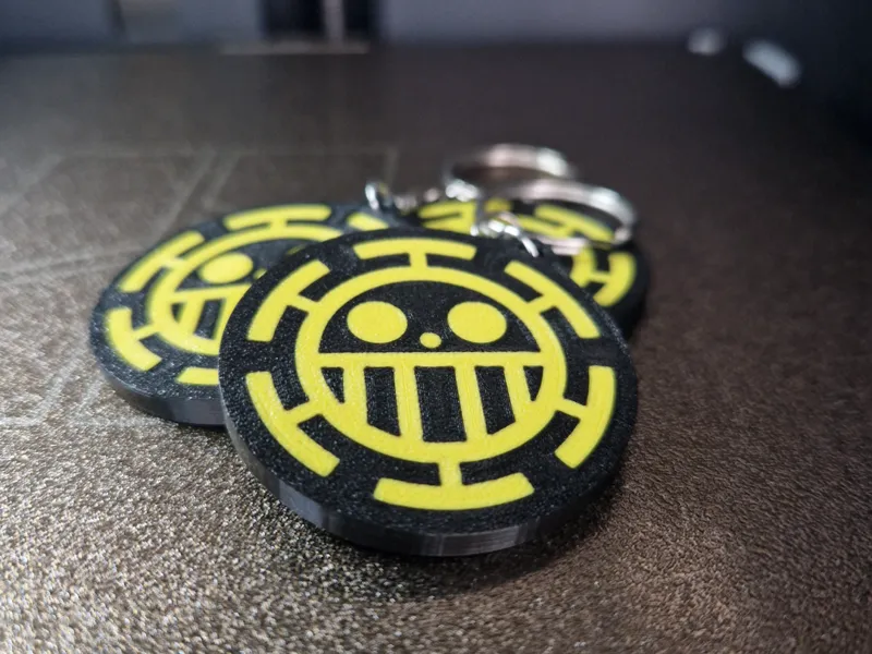 ONE-PIECE KEY CHAIN (LAW)