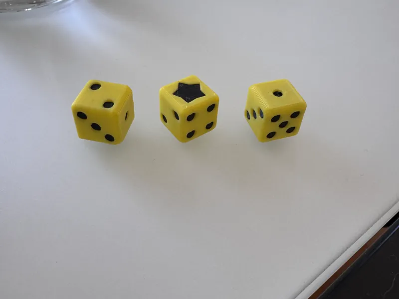 Dice with a Star like in the game Bluff 