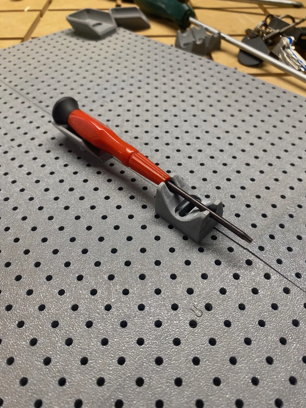 Screwdriver Holders - Tool Grid No Gaps - Free 3D Print Model - MakerWorld