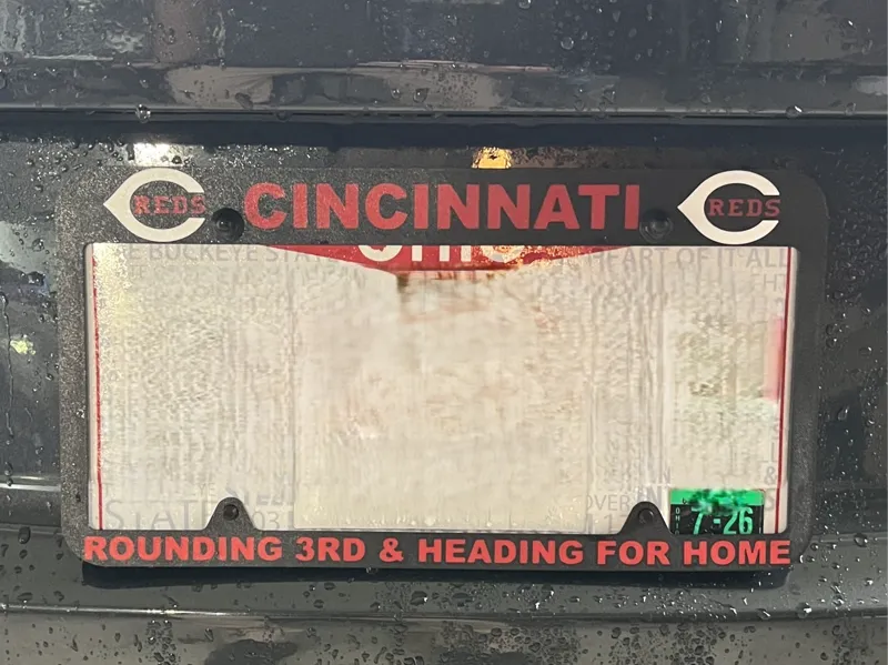 Cincinnati Reds License Plate Frame