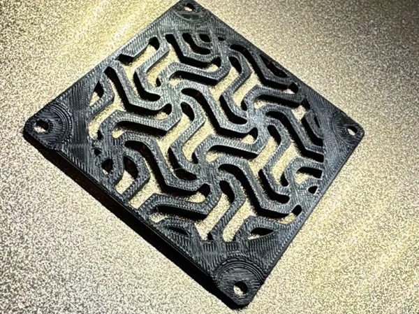 Grille de ventilateur à motif géométrique 80 mm
