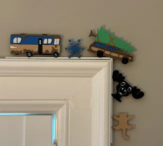 Christmas Vacation Door Corner