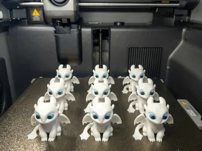 Light Fury keychain multicolor