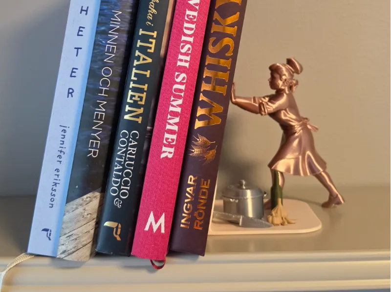 Bookend Push the Story – Kitchen Series
