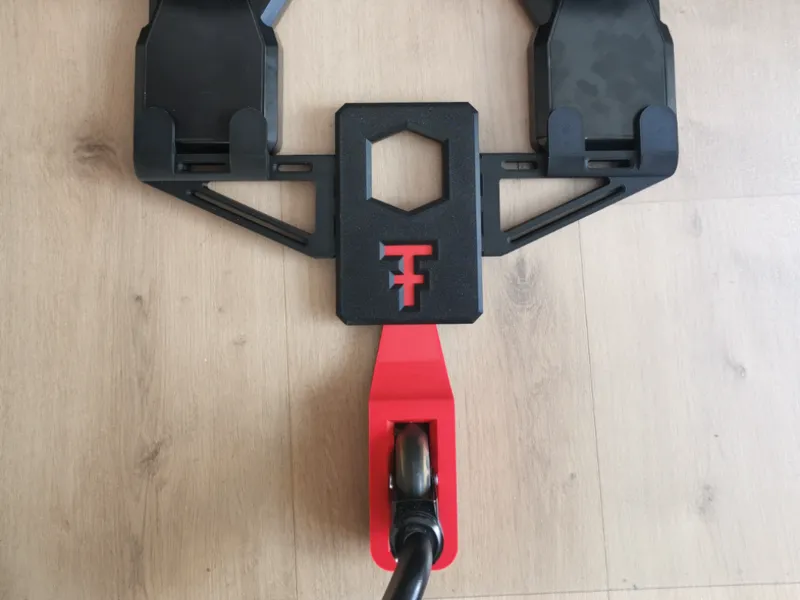 Logitech Flight Rudder Pedals - Chair Holder