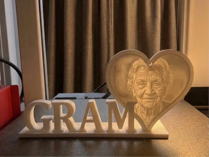 GRAM light up lithophane
