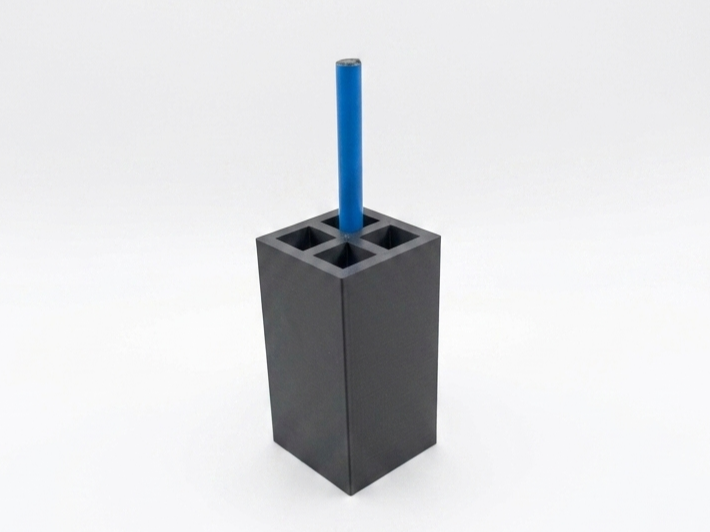 Small pen holder