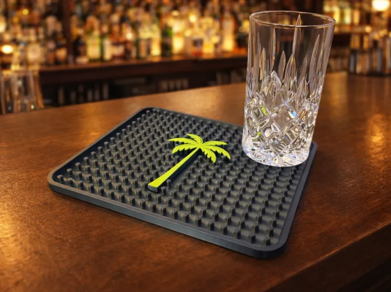 Glas drip tray or dripmat for cocktails and drinks