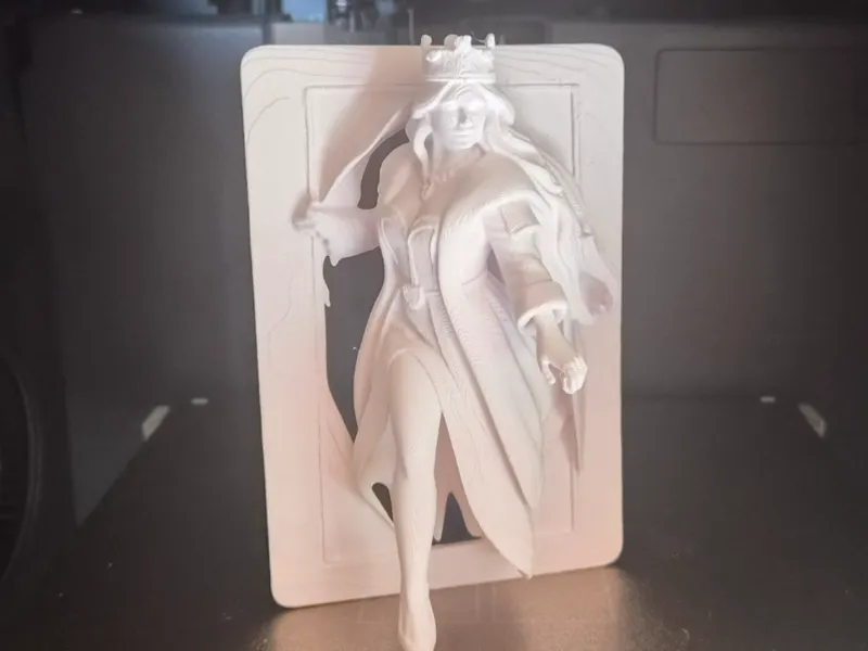 queen of cards stepping out her card